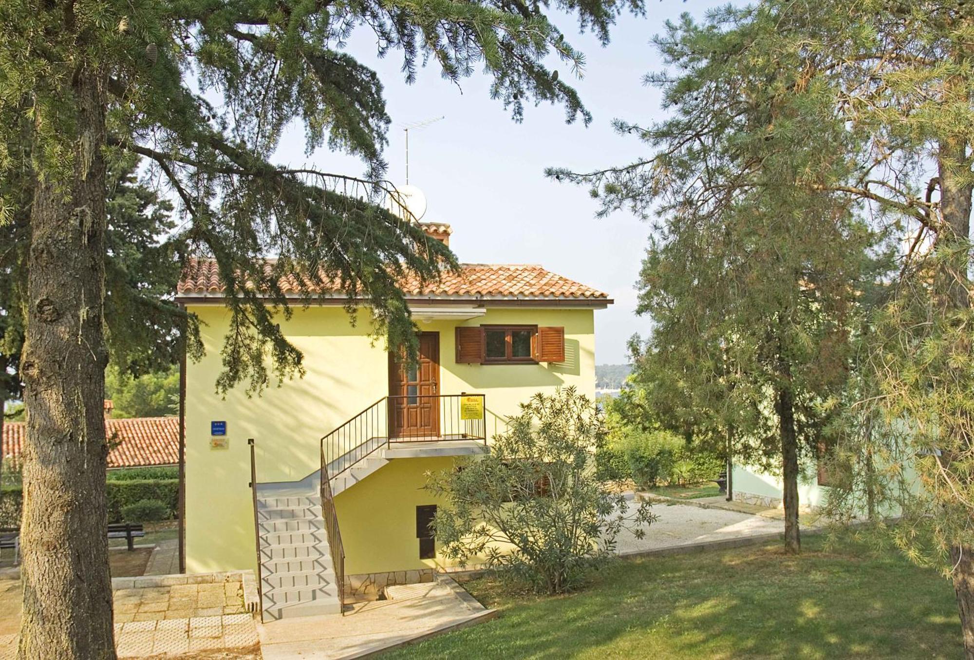 Daila Apartments Новиград Экстерьер фото